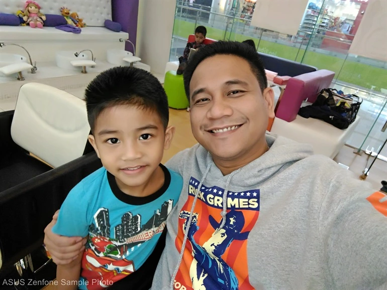 ASUS Zenfone Selfie Sample Photo 34