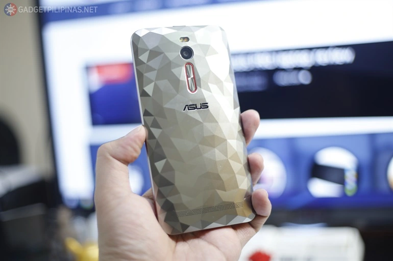 Zenfone 2 Deluxe Special Edition10