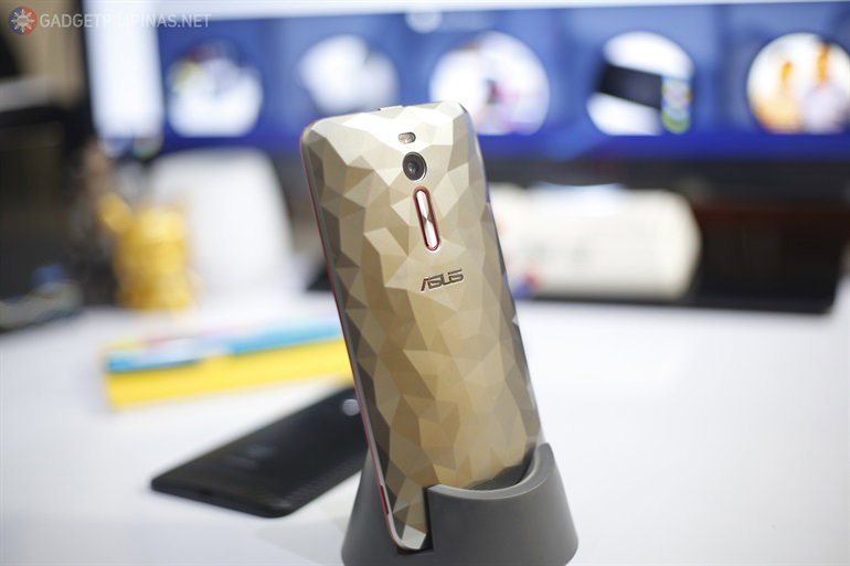 Zenfone 2 Deluxe Special Edition9