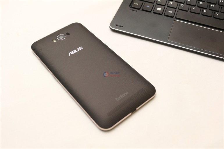 ASUS Zenfone Max 9