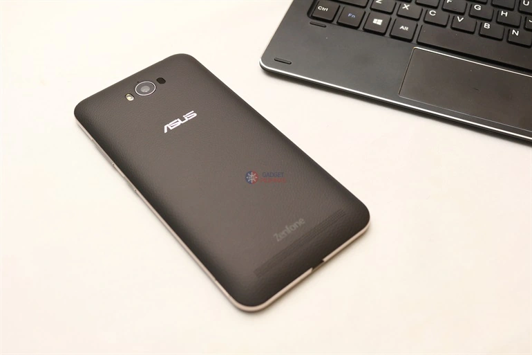 ASUS Zenfone Max 9