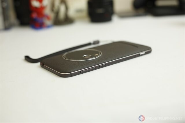 ASUS Zenfone Zoom11