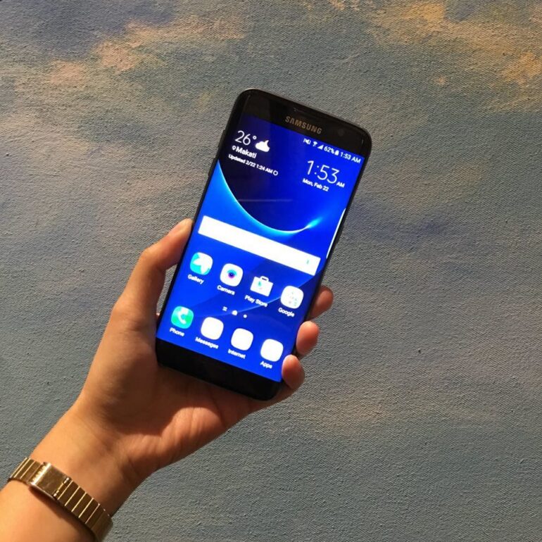 S76
