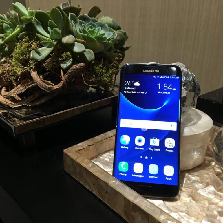 S77