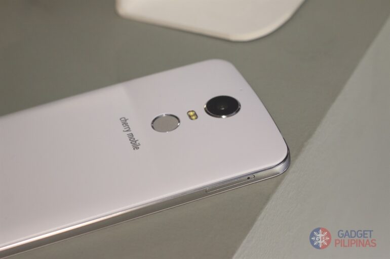 Cherry Mobile M1 52