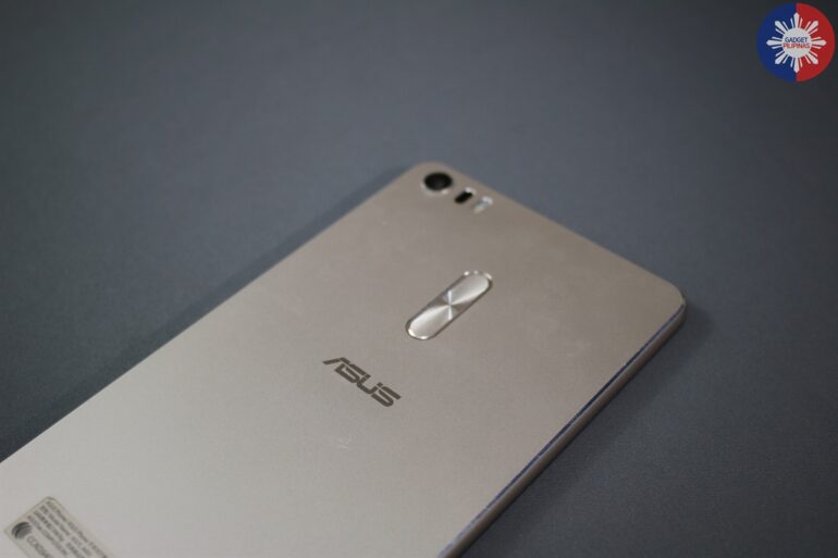 ASUS Zenfone 3 Ultra 6