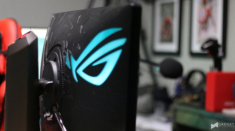 ASUS ROG PG27UQ 9