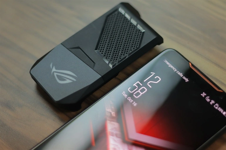 ROG Phone 47