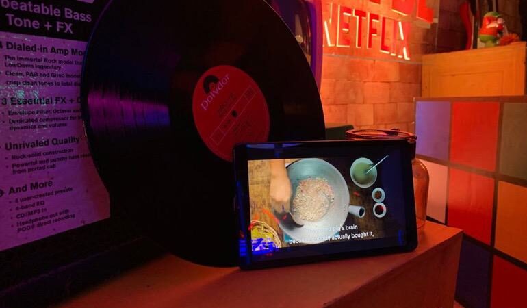 SamsungXNetflix 6
