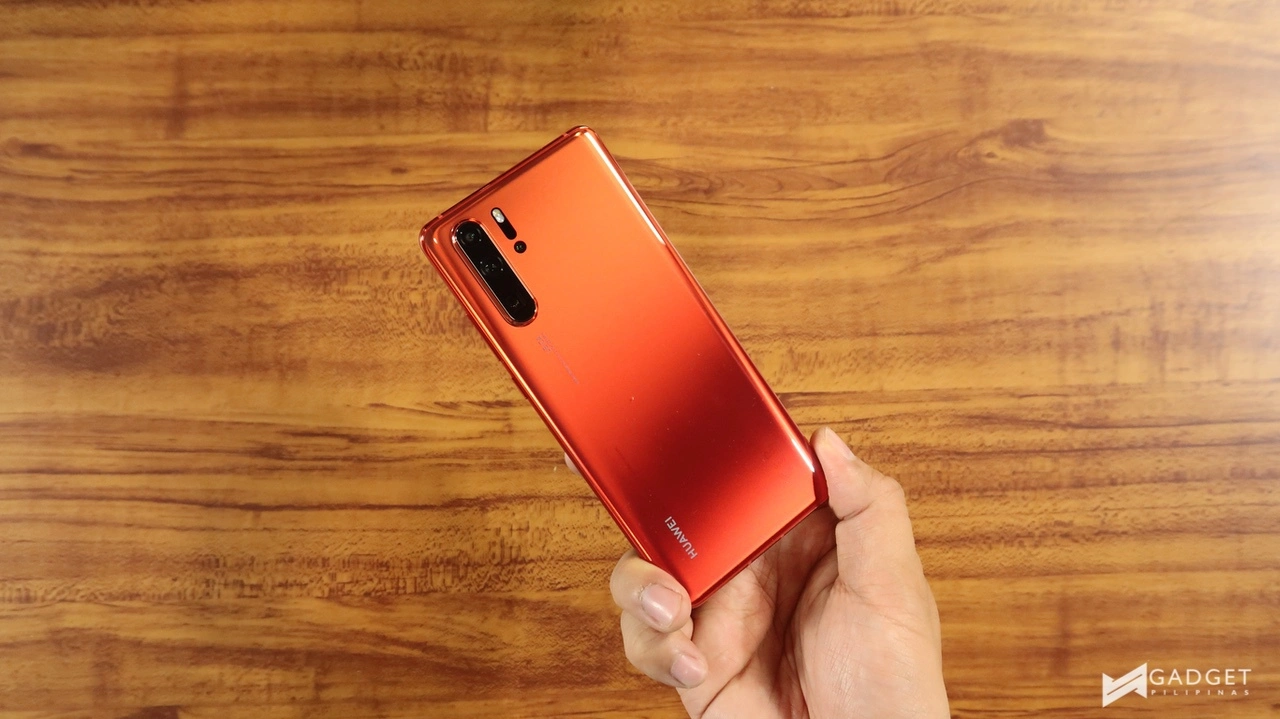Huawei P30 Pro v Samsung Galaxy Note 10 3