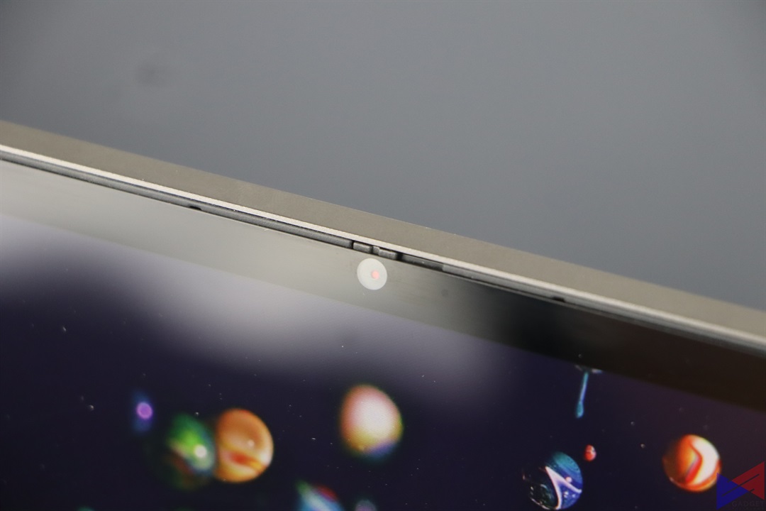 Lenovo Yoga C640 Review Privacy Shutter 2