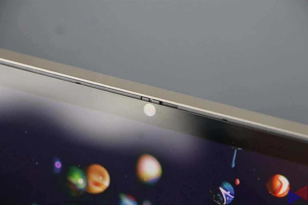 Lenovo Yoga C640 Review Privacy Shutter 2