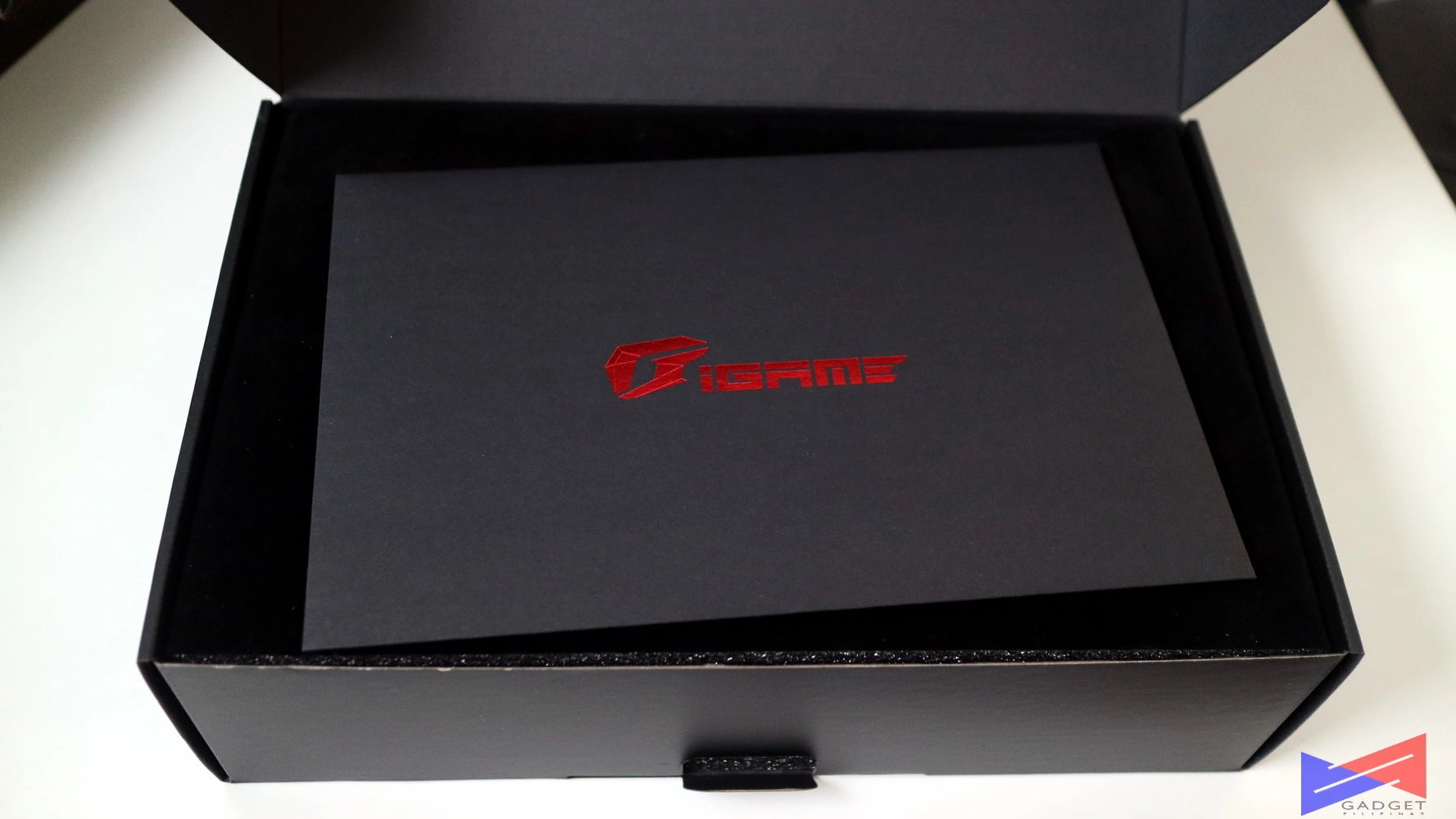 Colorful iGame GTX 1660 SUPER Review 004