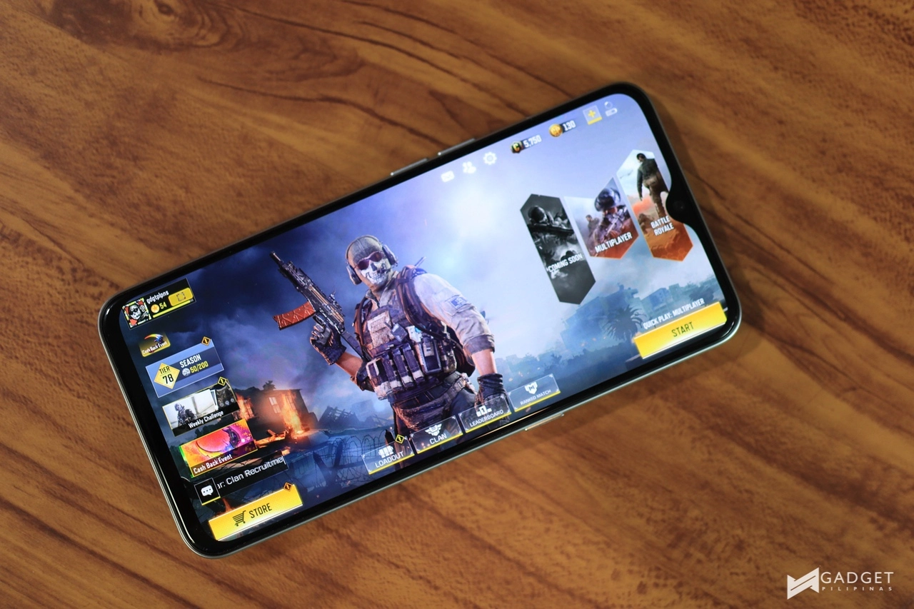 Realme XT 1 1