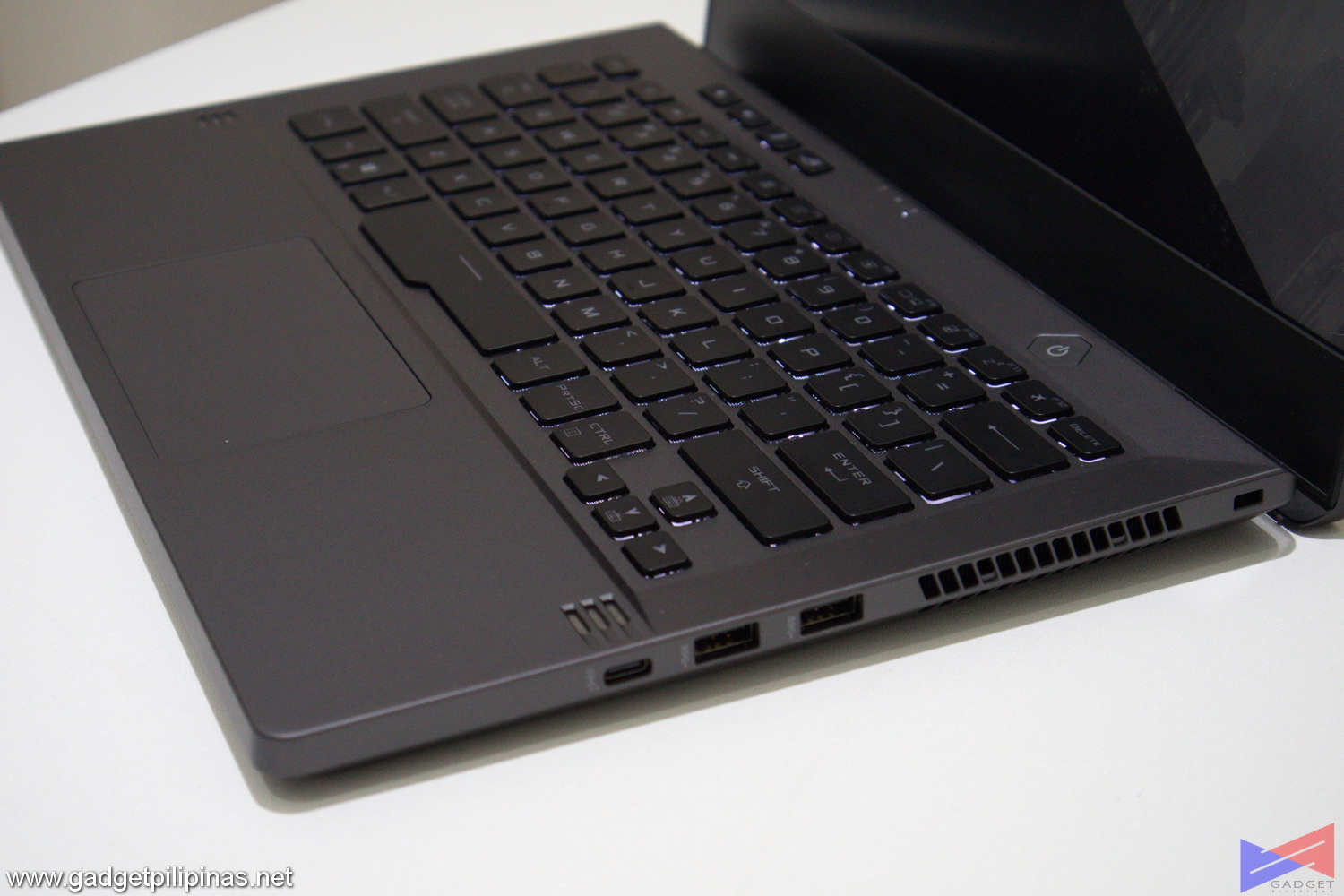 ROG Zephyrus G14 GA401 056