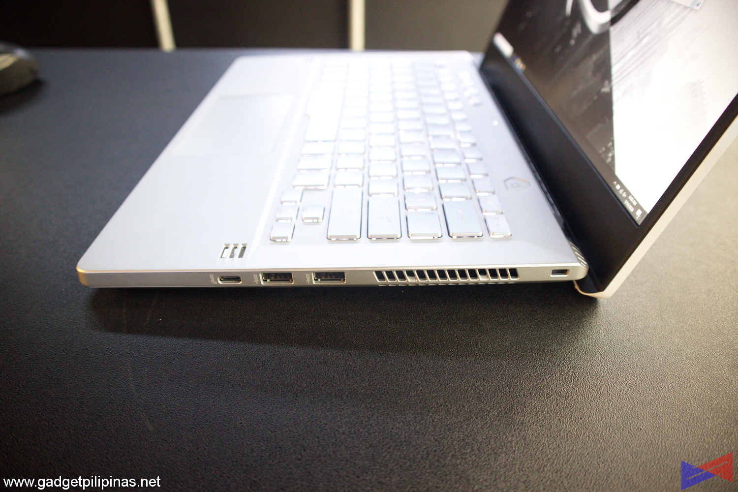 ROG Zephyrus G14 GA401 069