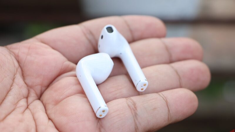 realme buds air buds only
