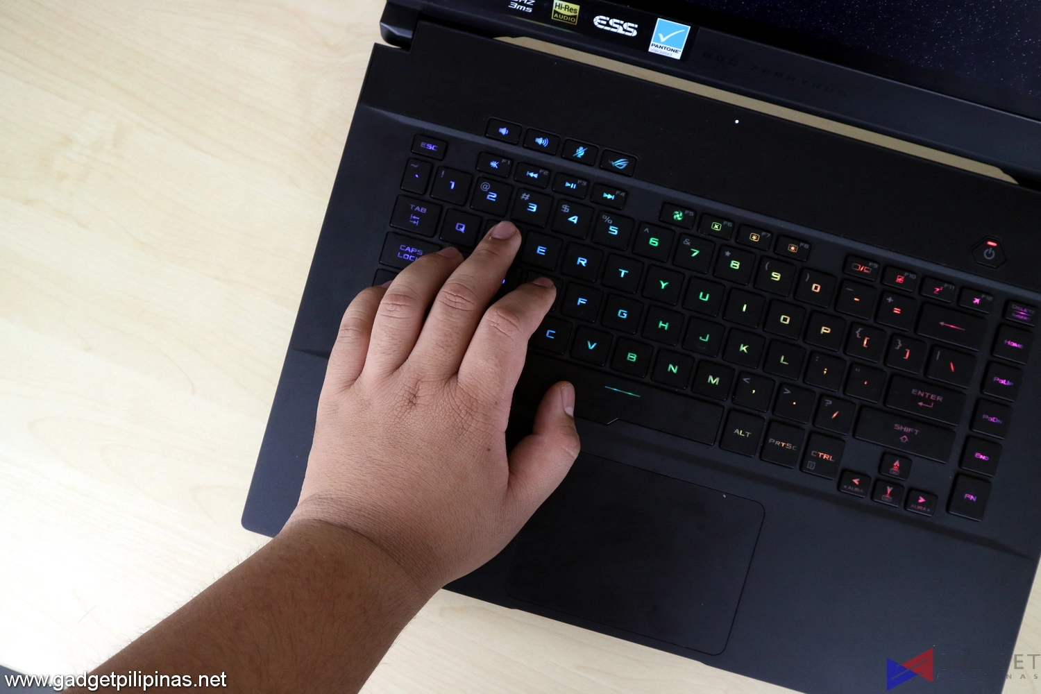 ROG Zephyrus S GX502 Review 028