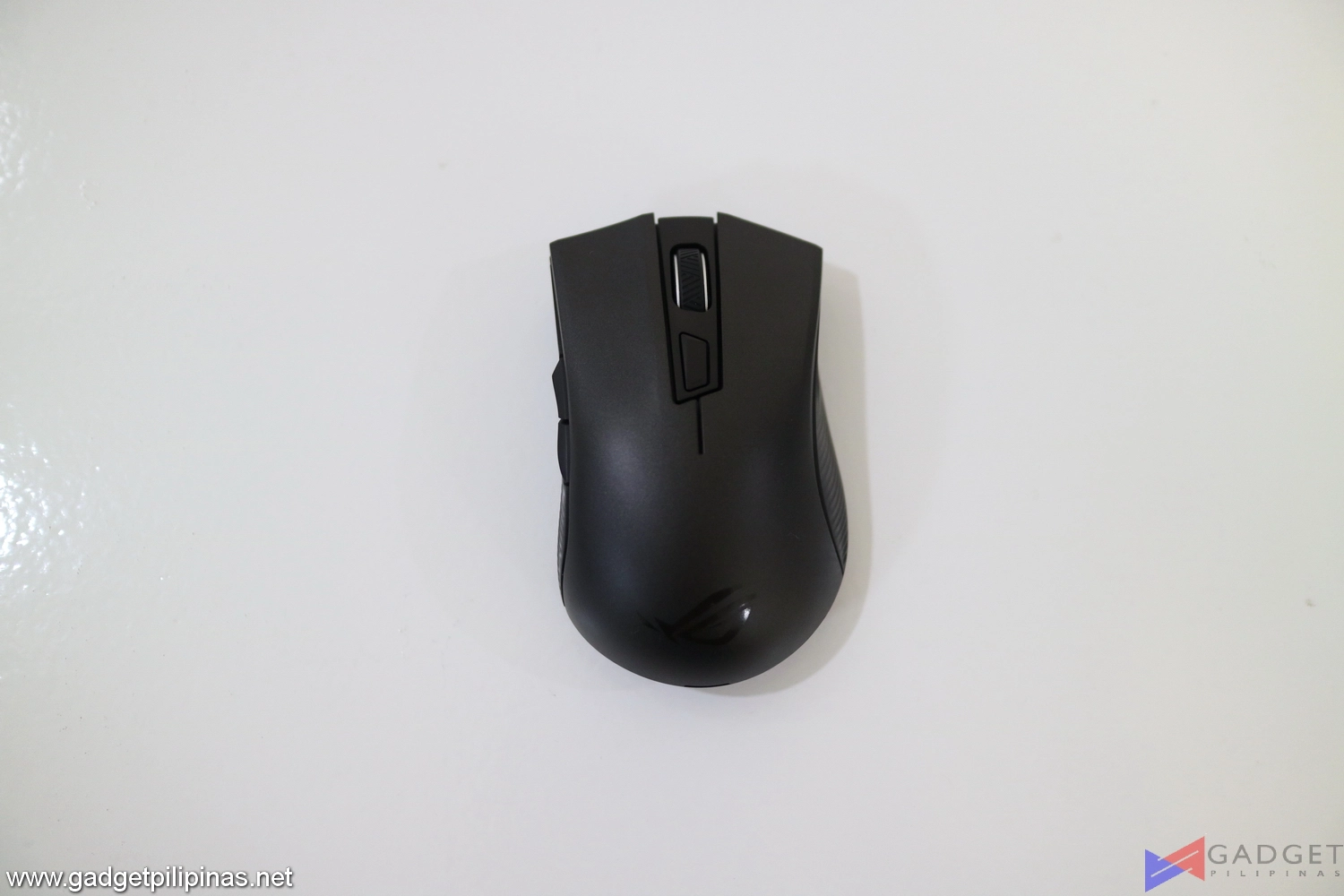 ROG Strix Carry Gaming Mouse Review 008