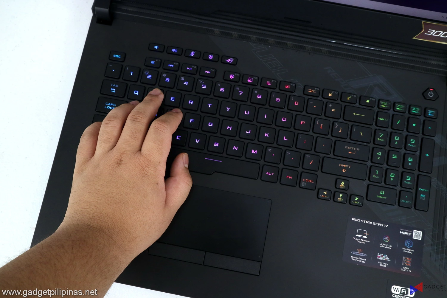 ROG Strix Scar 17 G732LXS Review 027