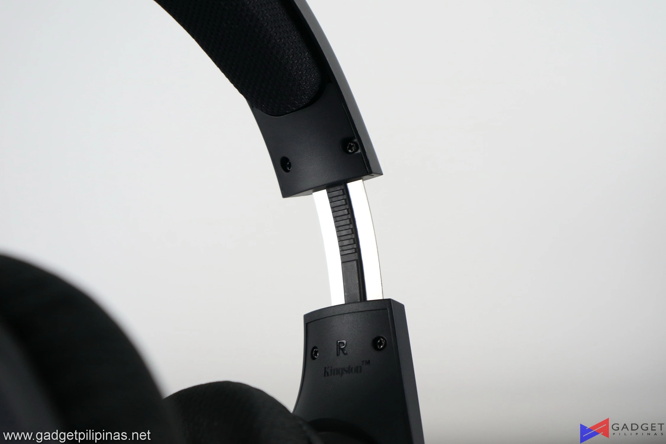 HyperX Cloud Stinger Wireless Gaming Headset Review 024