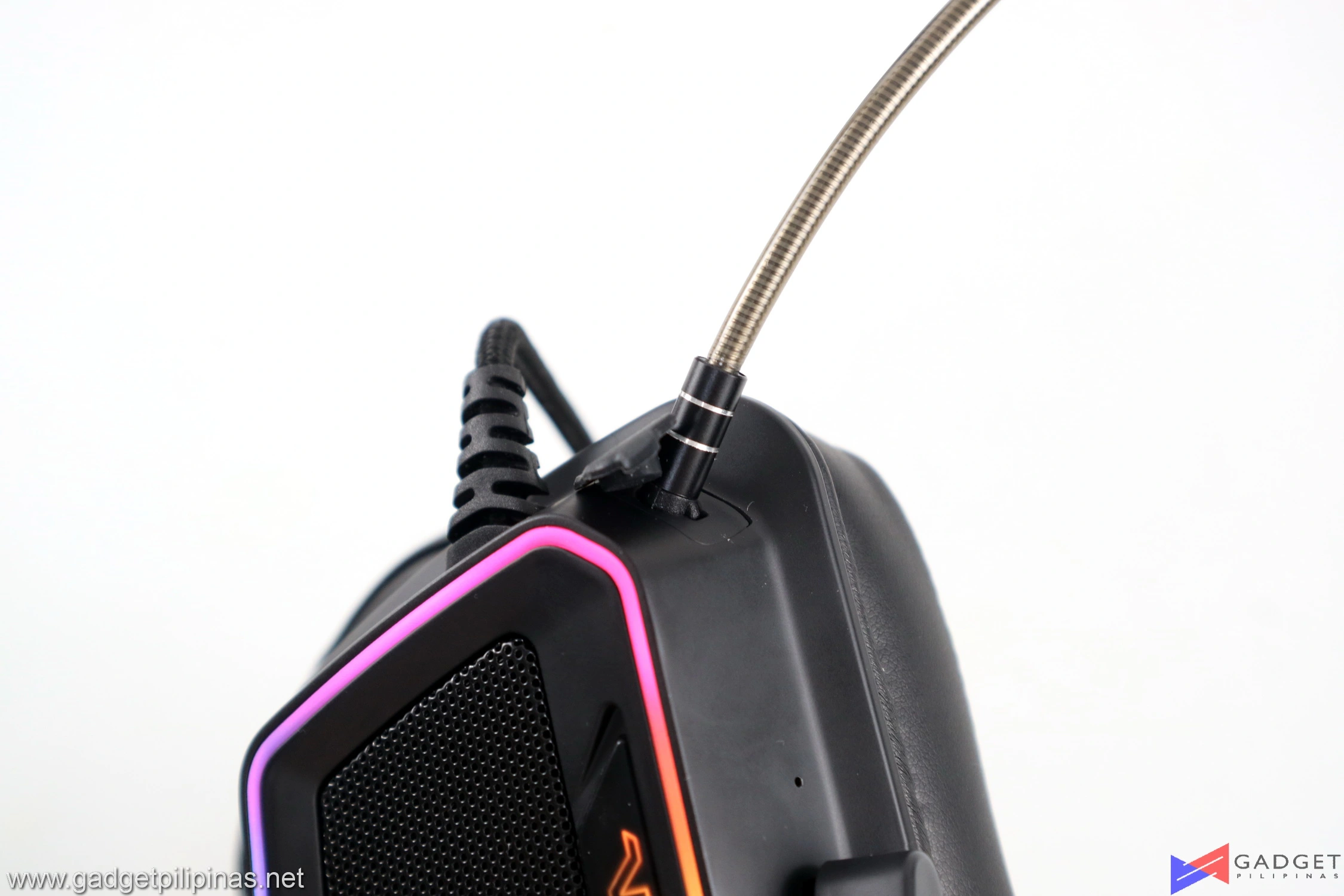 Patriot Viper V380 Gaming Headset Review 040