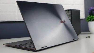 ASUS ZenBook Flip S UX371EA 35