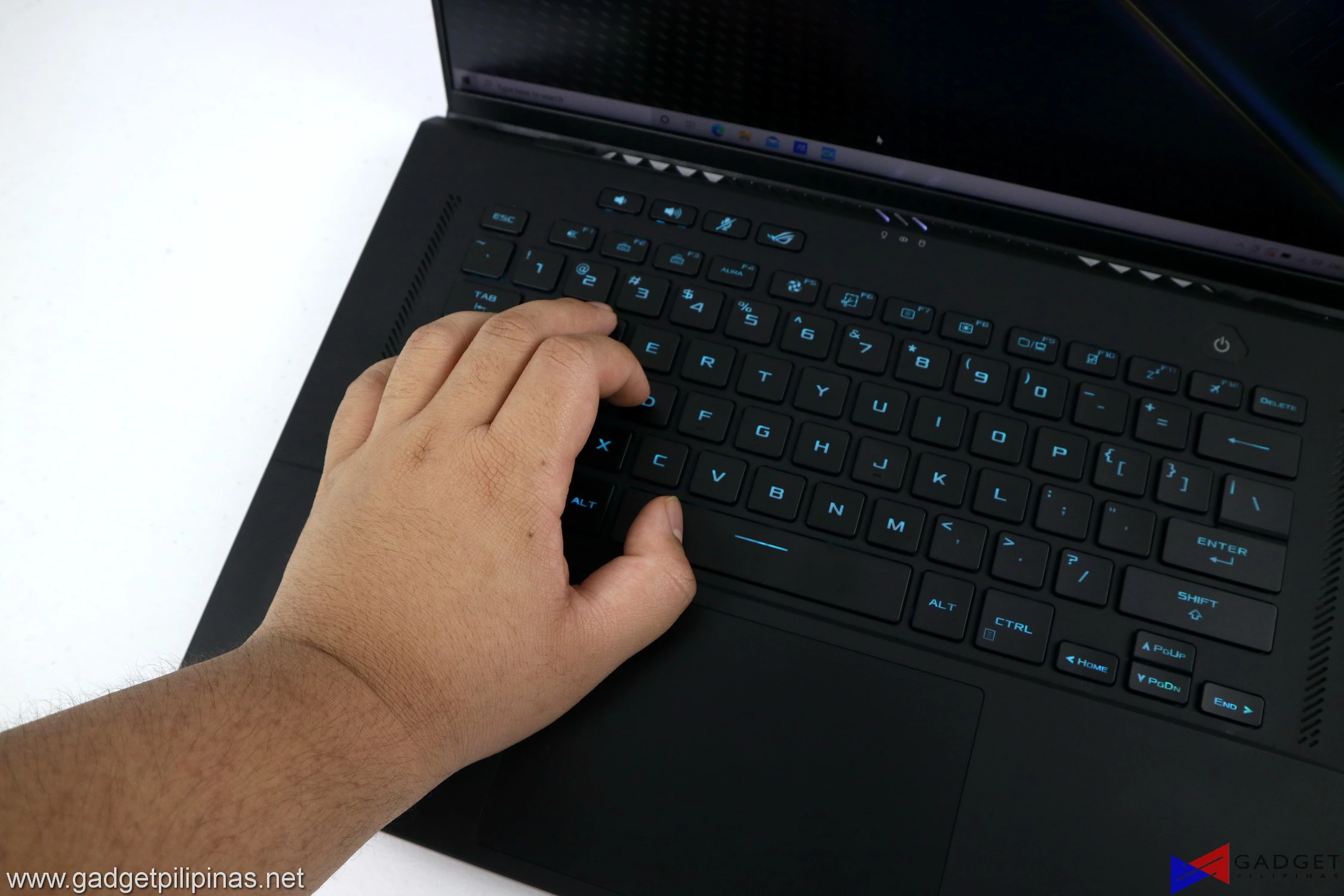 ASUS ROG Zephyrus M16 Review 040