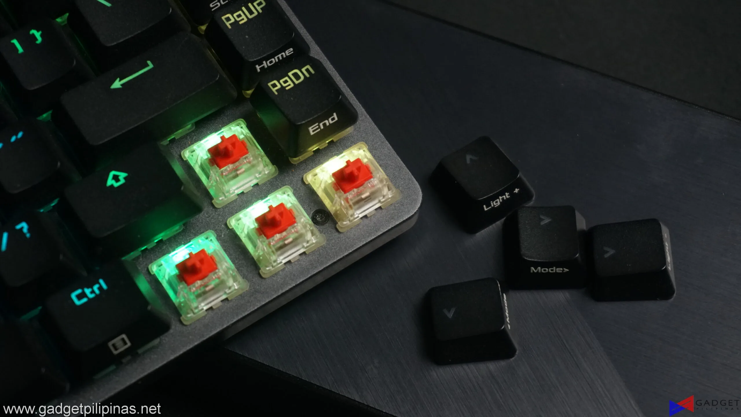 TUF and ROG Christmas Gift Ideas for Gamers ROG Falchion 04