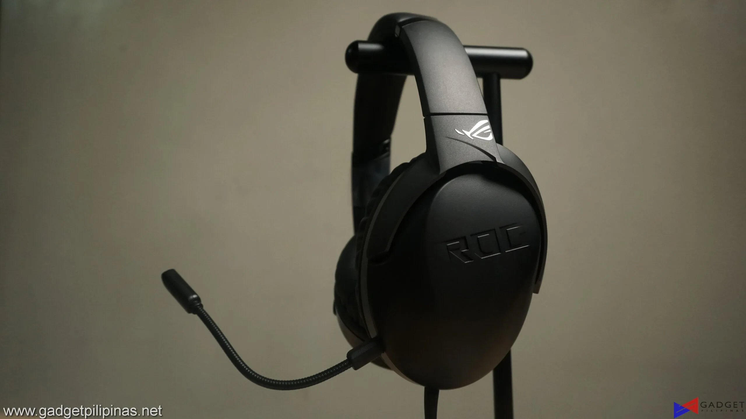 TUF and ROG Christmas Gift Ideas for Gamers ROG Strix Go 14