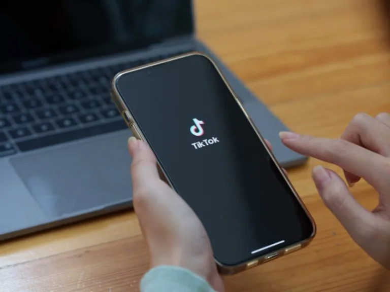 TikTok banned in UK govt devices - 1