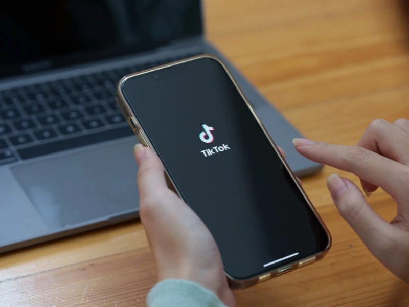 TikTok banned in UK govt devices - 1