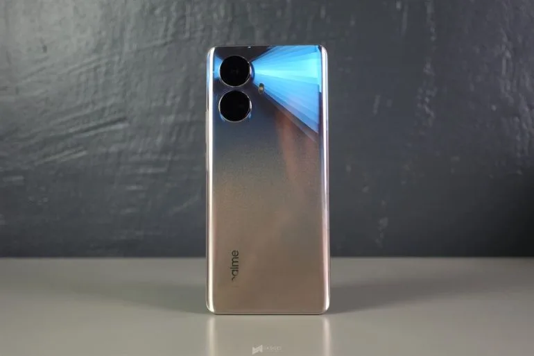 realme Flip or Fold - teased