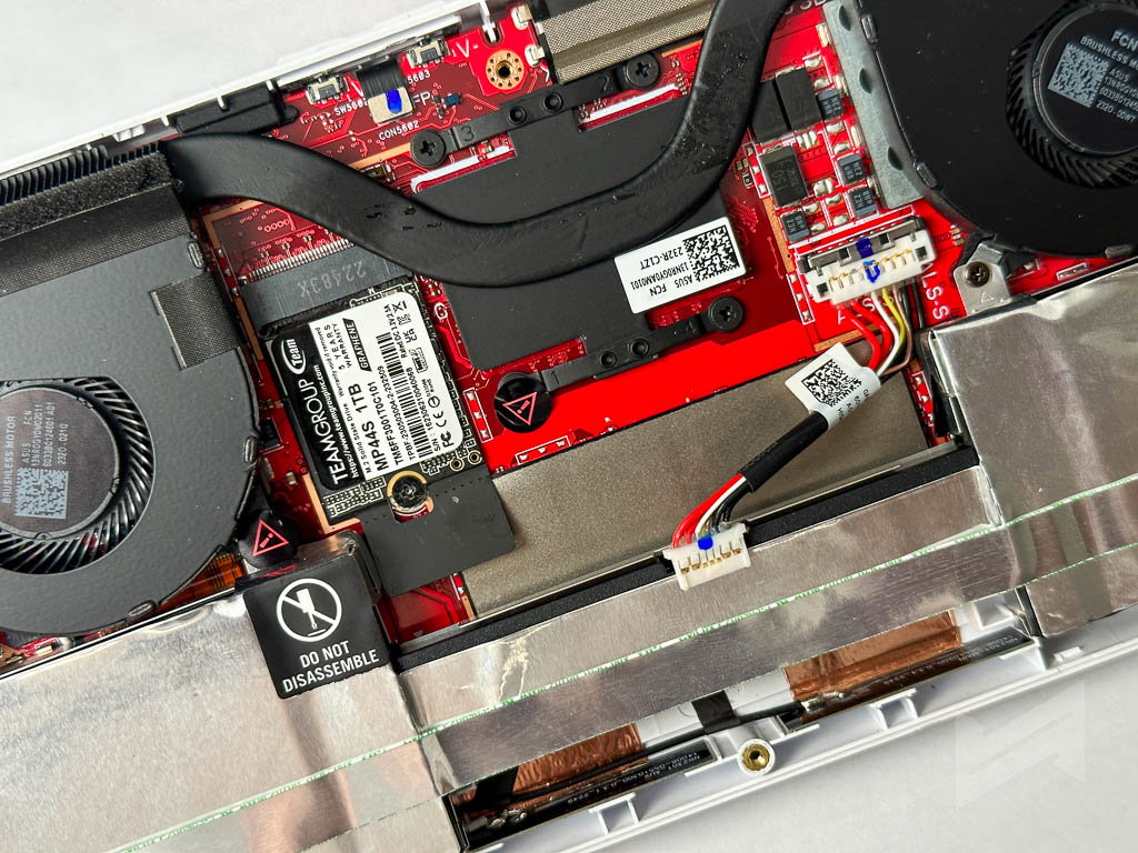 TeamGroup MP44S 1TB Review 12