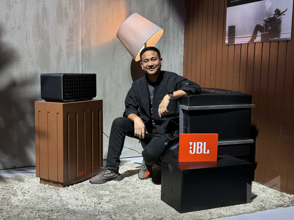 JBL Authentics 4