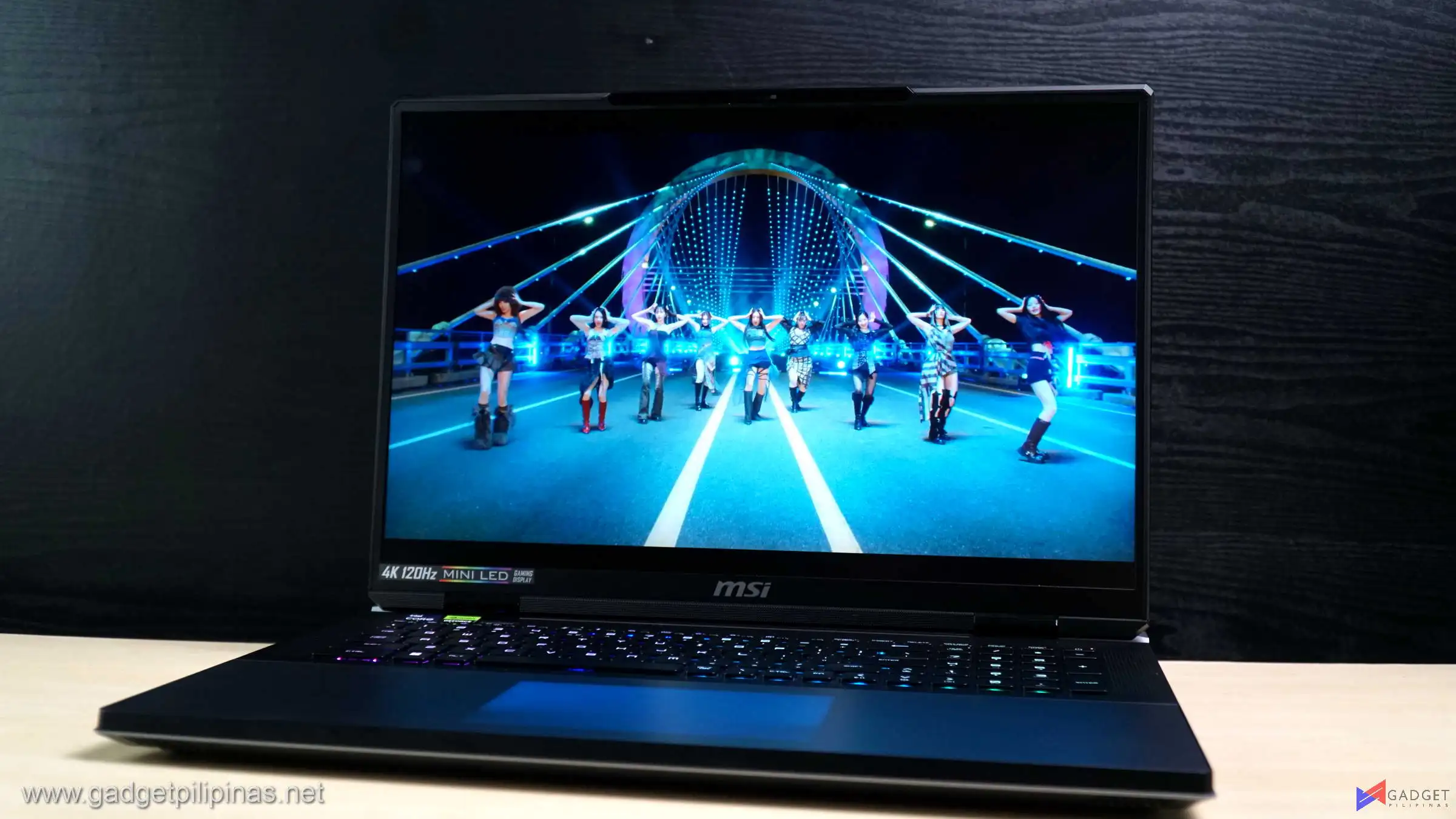 MSI Titan 18 HX A14VIG Review PH