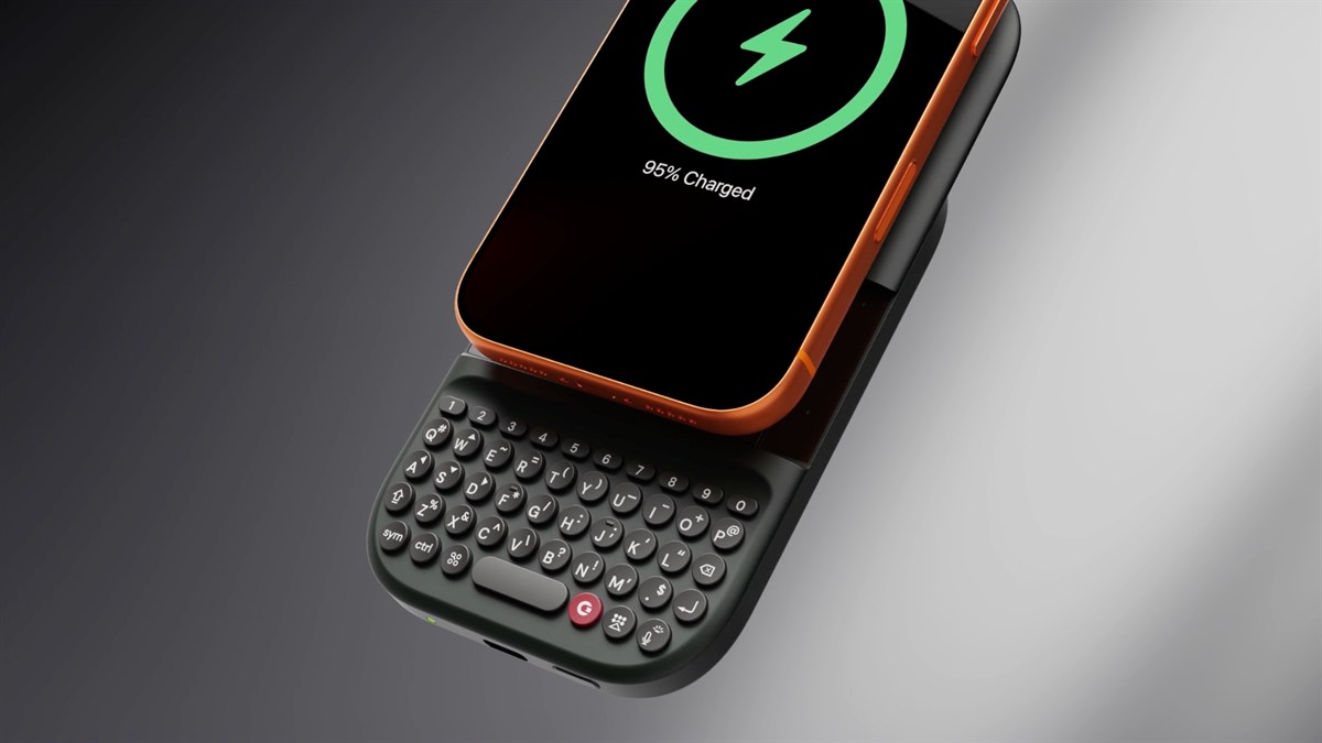 Clicks Power Keyboard 3