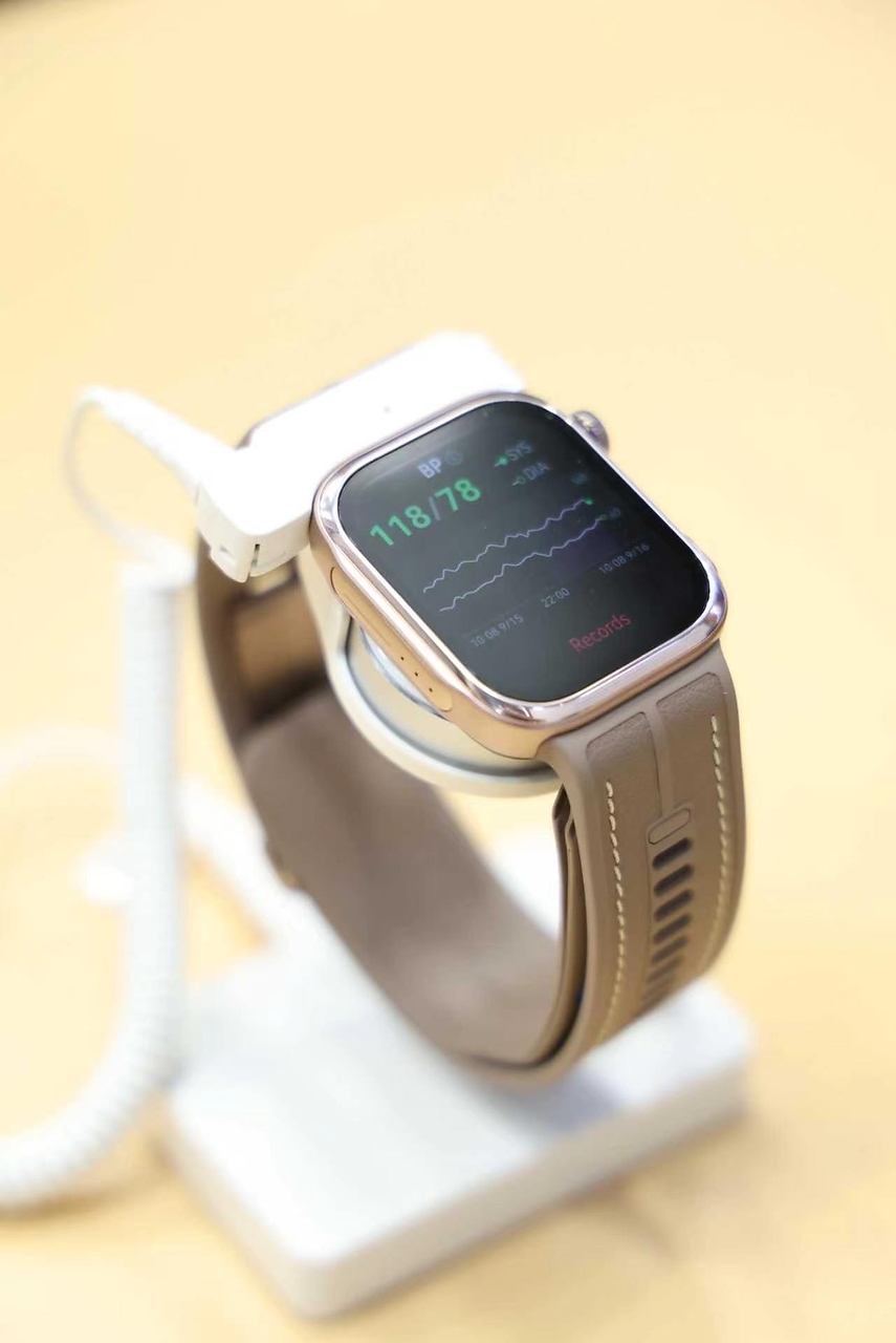 HUAWEI WATCH D3 Showcased at ESC Congress 2026 Ahead of Official Launch