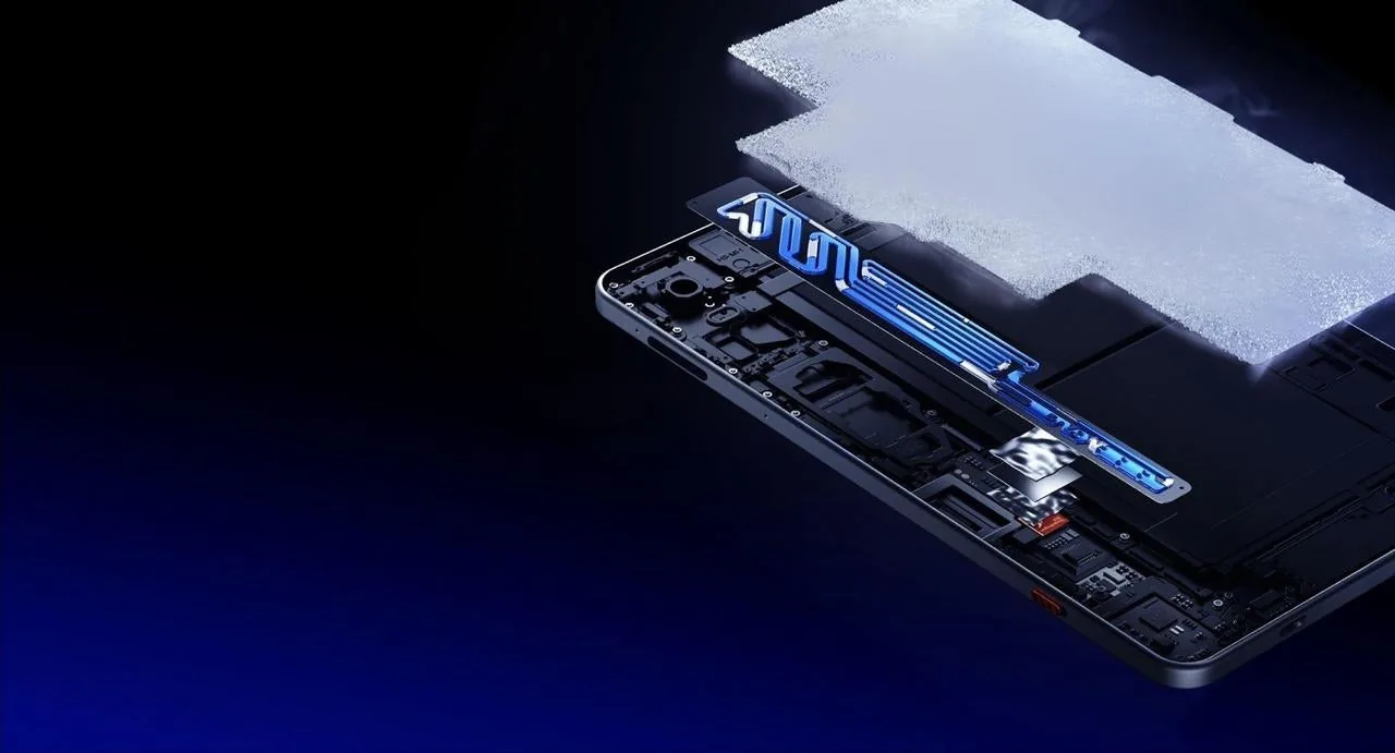 AquaCore Cooling System 2.0 liquid cooling hardware inside the REDMAGIC Astra 2