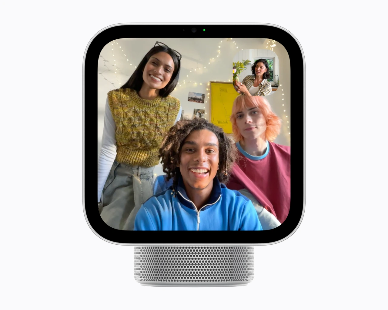 Apple HomeView FaceTime Center Stage 261013