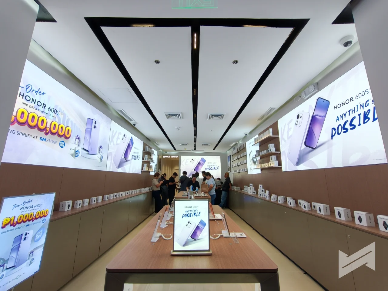 HONOR Alpha Store Launch HONOR 600S First Day Sale (2)