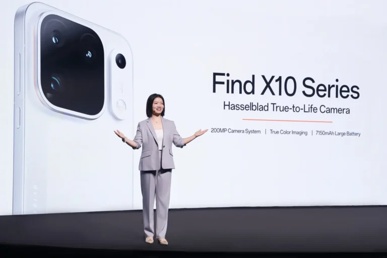 Ling Liu on stage presenting the OPPO Find X10 Series at the global launch in Mallorca