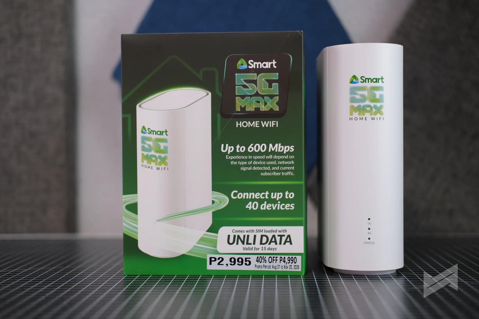 Smart 5G Max Home WiFi router and retail box showing the PhP2,995 promo price